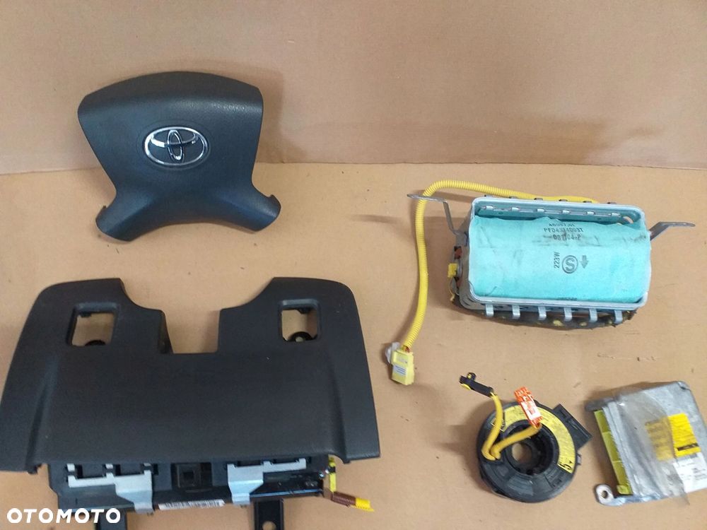 TOYOTA AVENSIS T25 poduszka air bag deska kierowca - 3