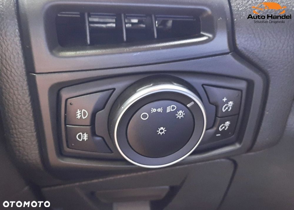 Ford Focus 1.5 EcoBoost STart-Stopp-System TITANIUM - 18