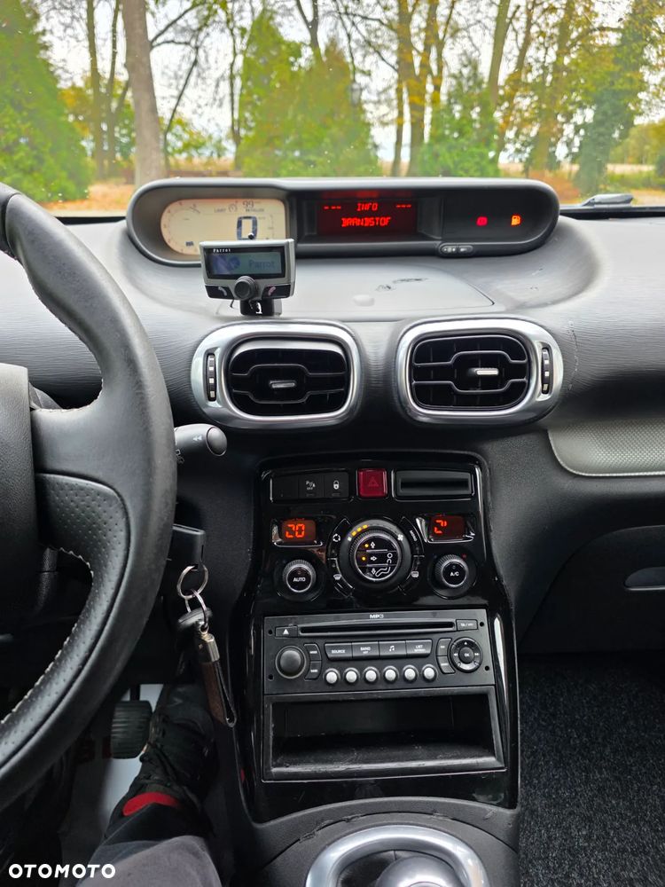 Citroën C3 Picasso 1.4i Exclusive - 19