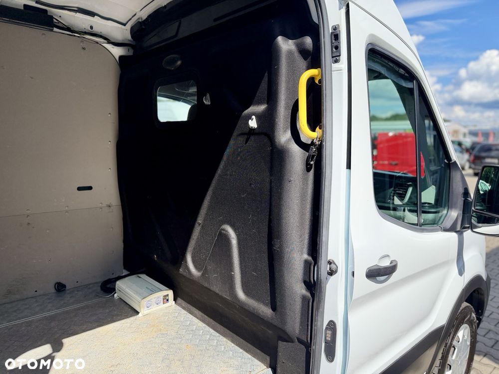 Ford Transit - 30
