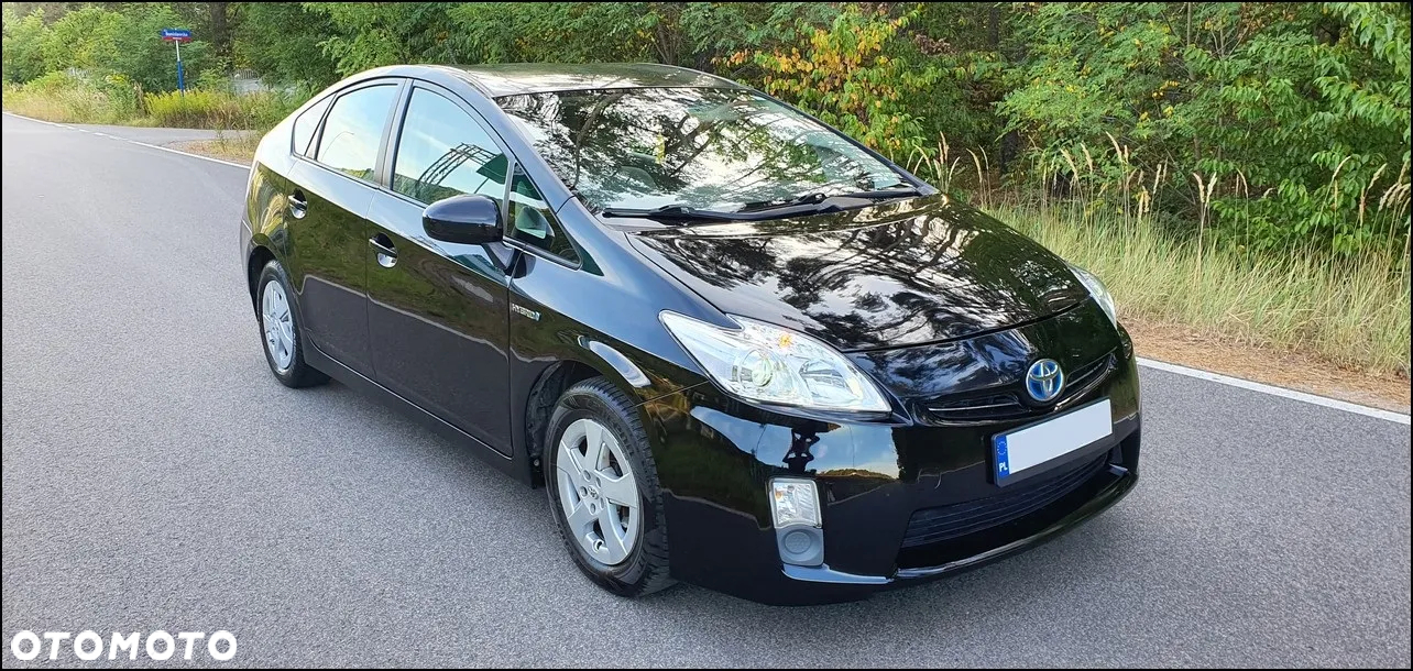 Toyota Prius 1.8 HSD Prestige - 4