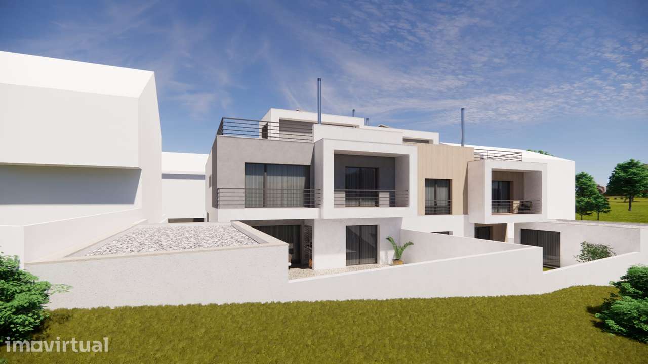 MORADIA DE LUXO COM PISCINA | T4 | BAIRRO DO CATIVO - Grande imagem: 3/5