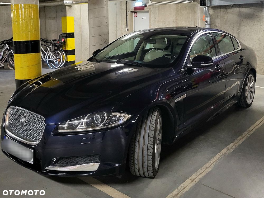 Jaguar XF 3.0 V6 Kompressor AWD - 13