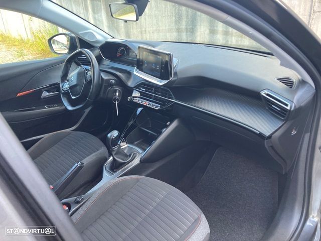 Peugeot 208 1.2 PureTech Active Pack - 29