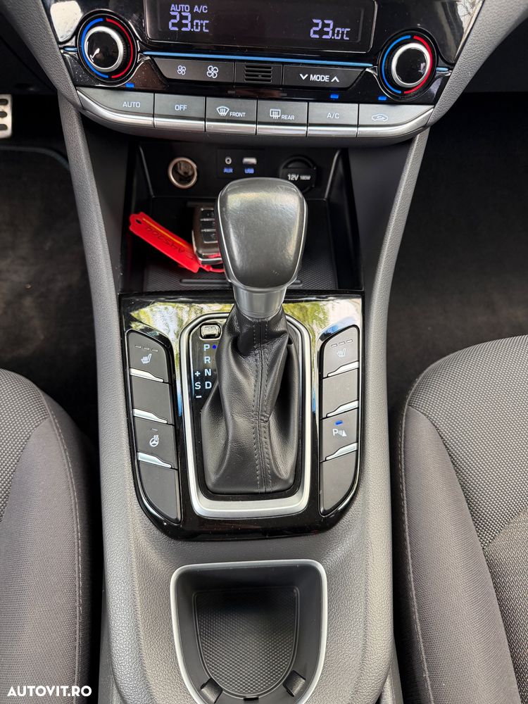 Hyundai IONIQ 1.6 GDI Style - 16