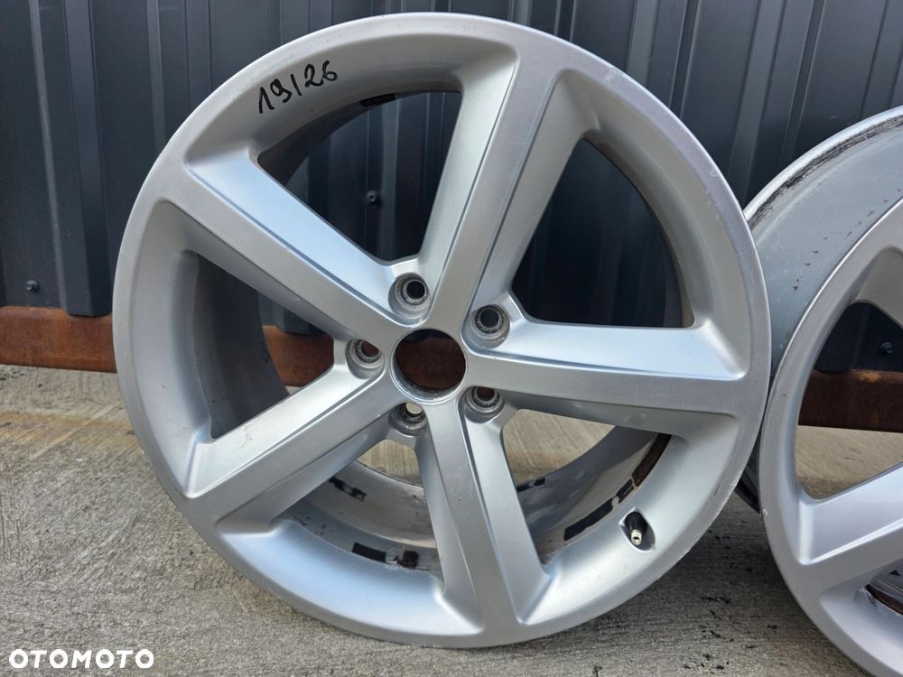 FELGA FELGI VW AUDI SKODA A3 A4 A6 8.0J R18 ET47 8K0601025Q 19/26 KOMPLET - 3