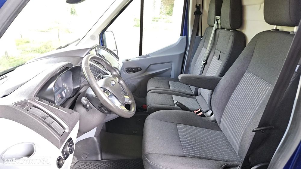 Ford Transit L2H2 2.0 TDCI Caixa automática - 130 CV - 13