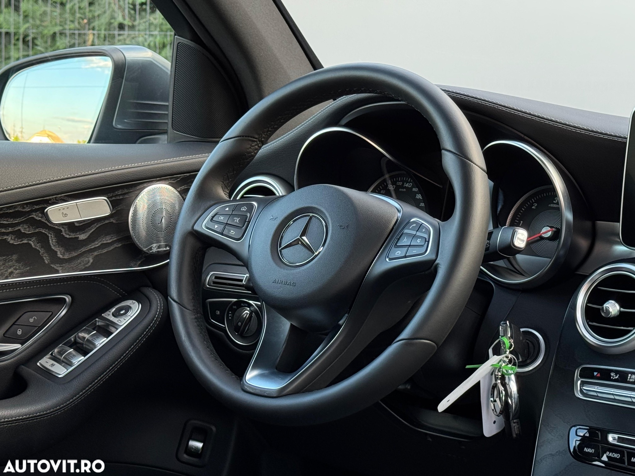Mercedes-Benz GLC 220 d 4Matic 9G-TRONIC Exclusive - 23