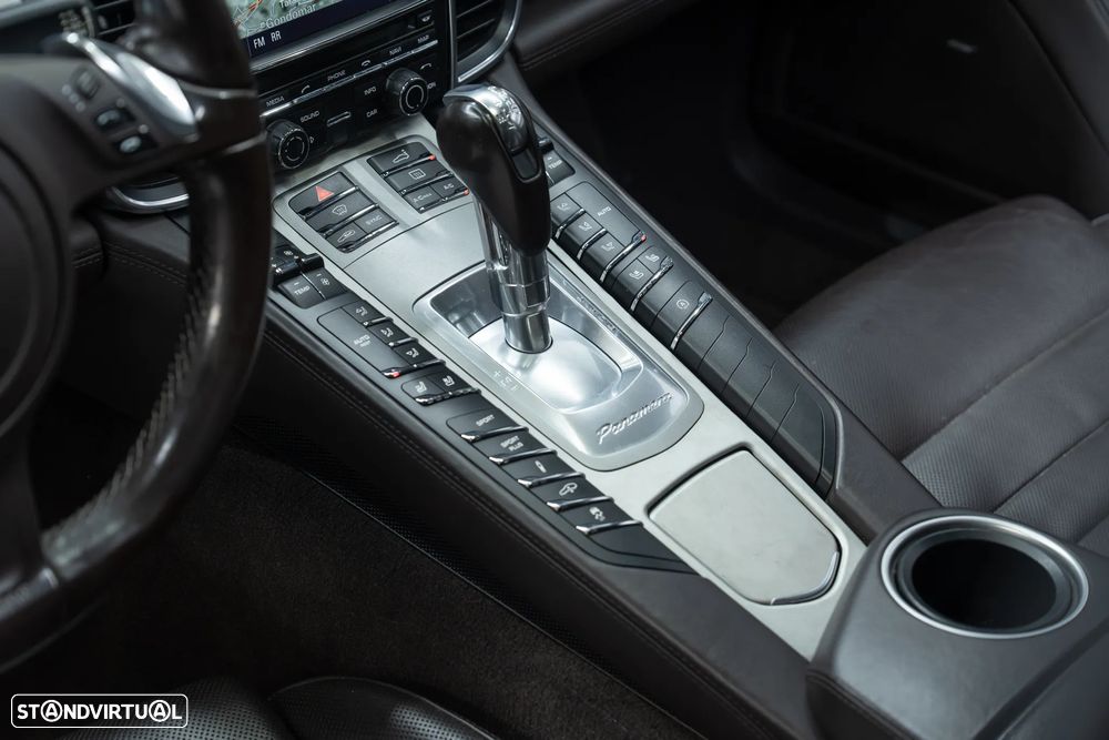 Porsche Panamera 3.0 V6 - 19