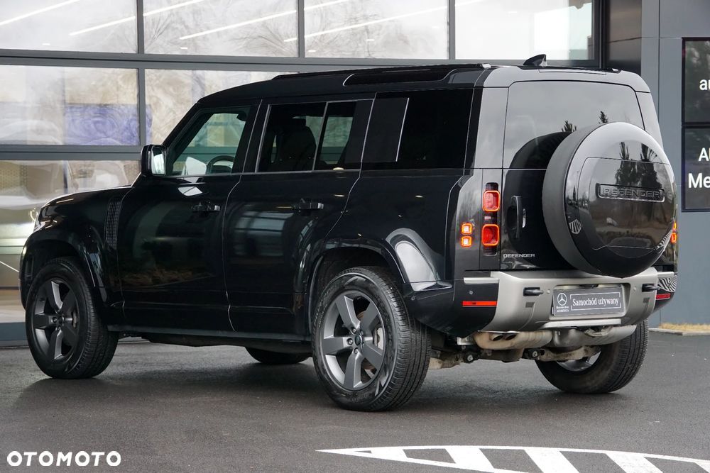 Land Rover Defender 110 D250 X-Dynamic SE - 5