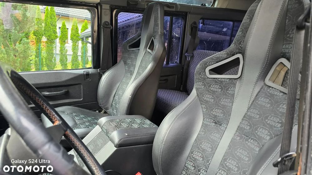 Land Rover Defender 110 Style - 10