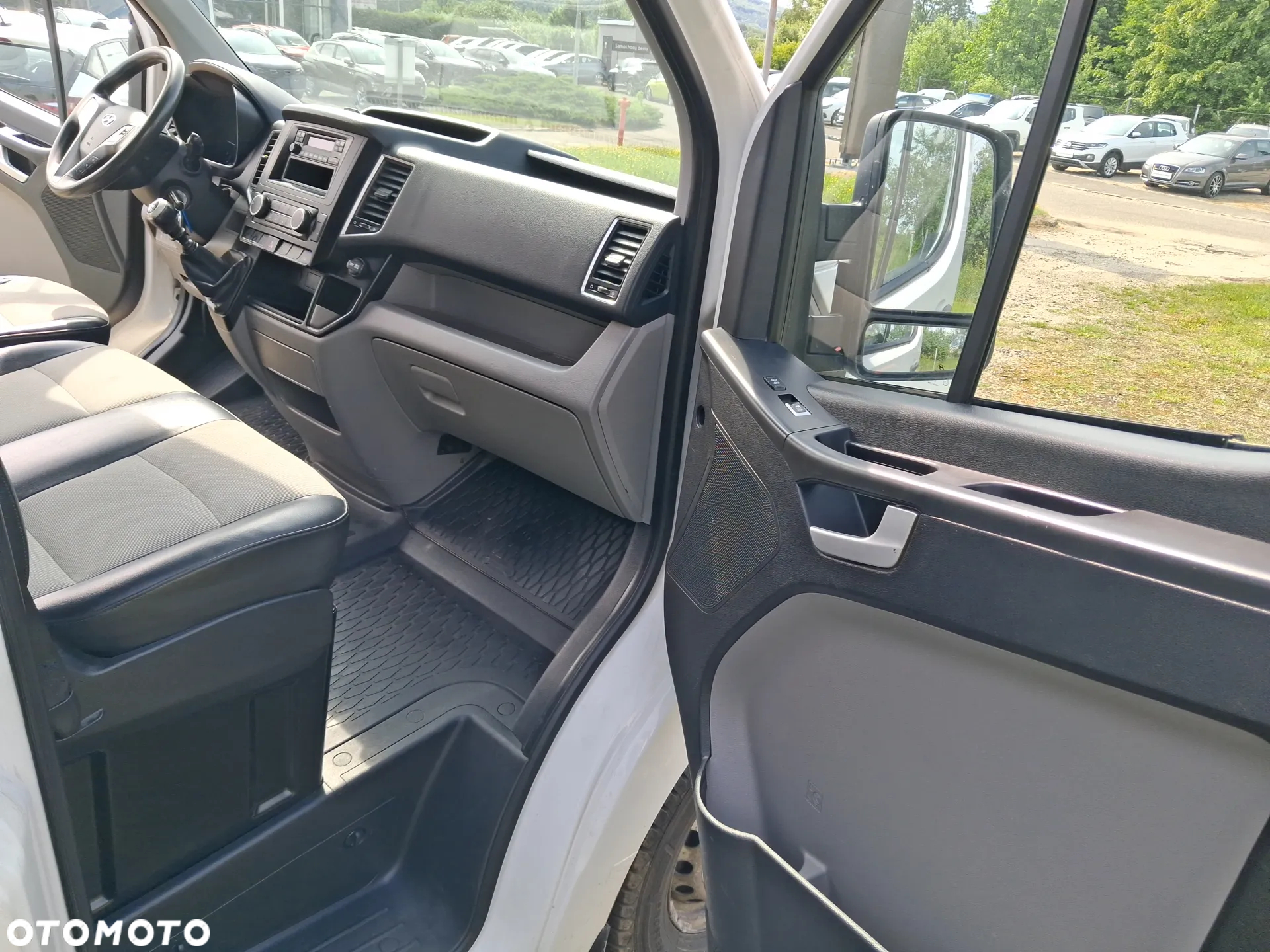 Hyundai H350 - 23