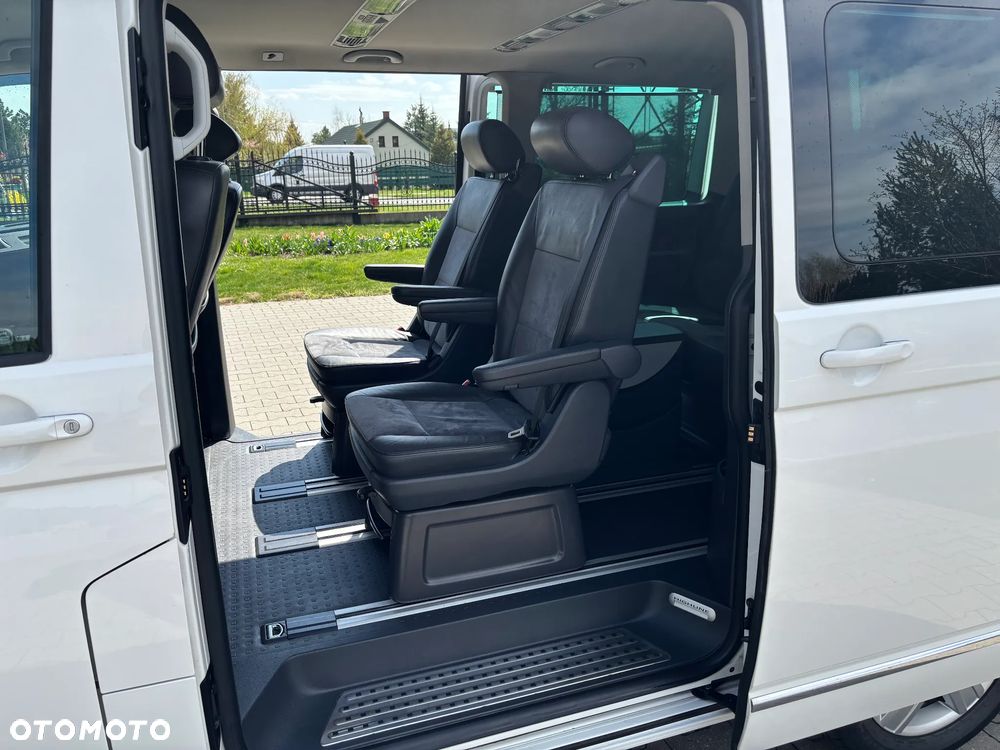 Volkswagen Multivan - 10