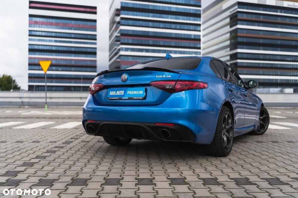 Alfa Romeo Giulia - 11