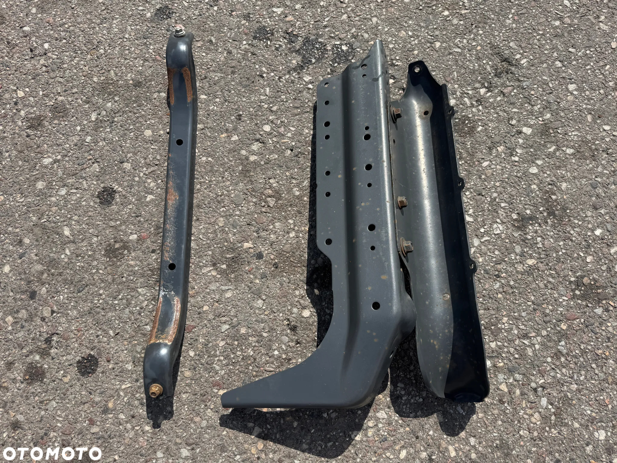 Mocowanie Wspornik Zbiornika Paliwa Mercedes Atego 9705230315 - 2