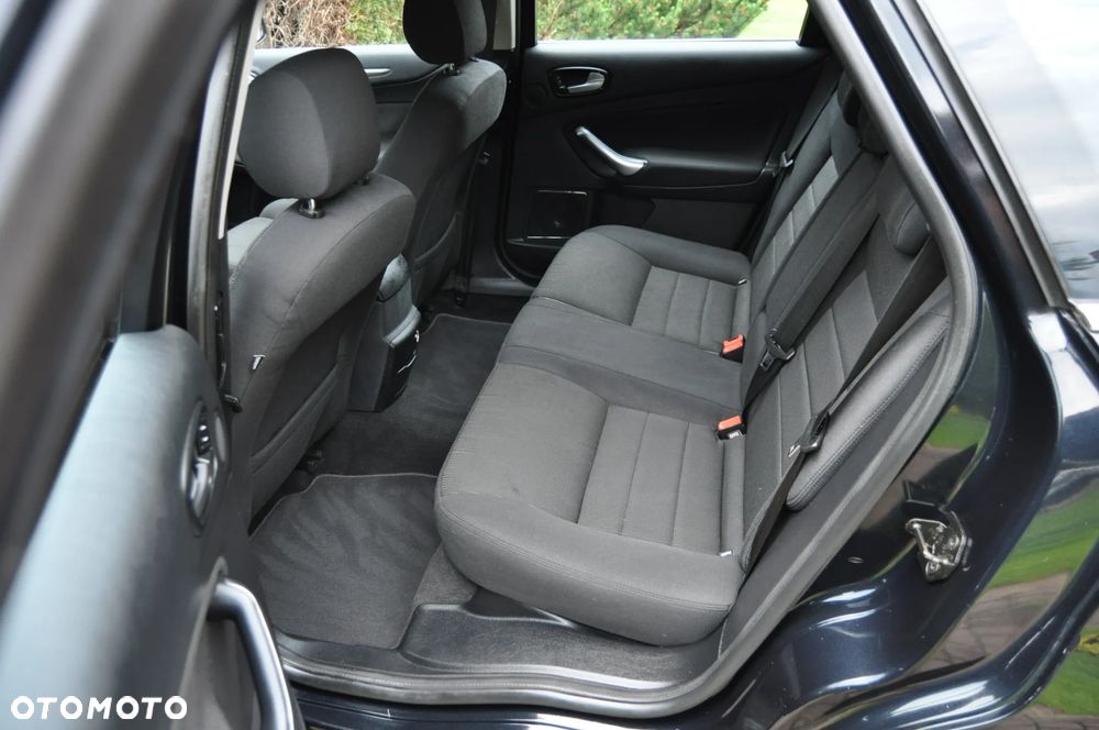 Ford Mondeo 2.0 Titanium - 9