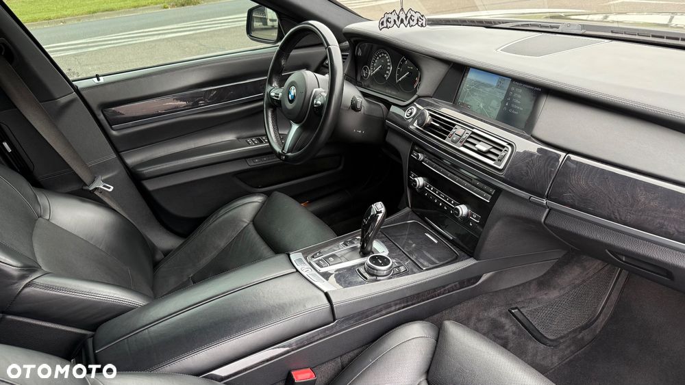 BMW Seria 7 730d - 12