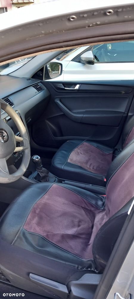 Skoda RAPID Spb 1.0 TSI Ambition - 6