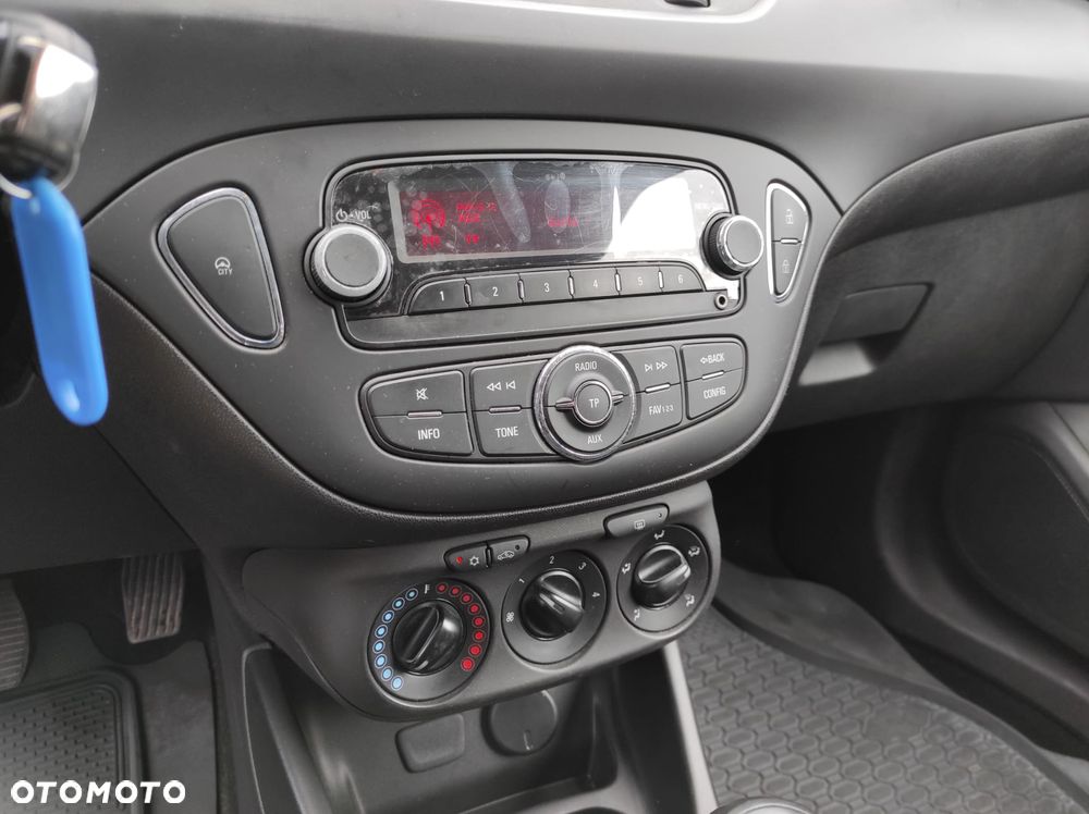 Opel Corsa 1.4 Essentia - 8