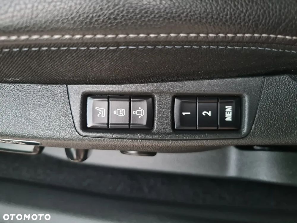 Opel Astra 1.6 BiTurbo D (CDTI) Start/Stop Innovation - 29