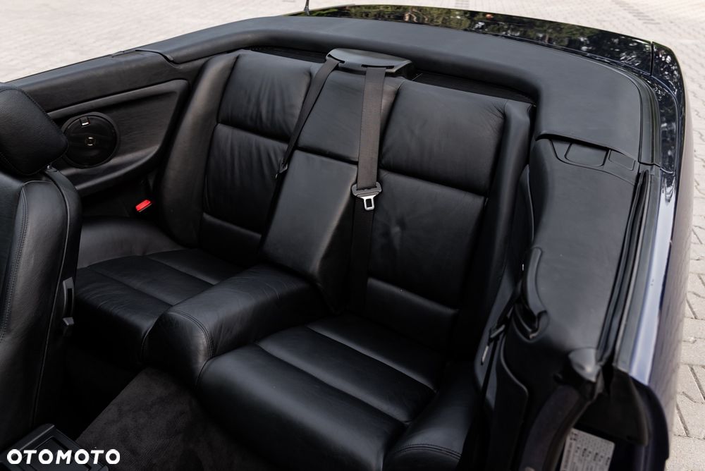 BMW Seria 3 320i - 22