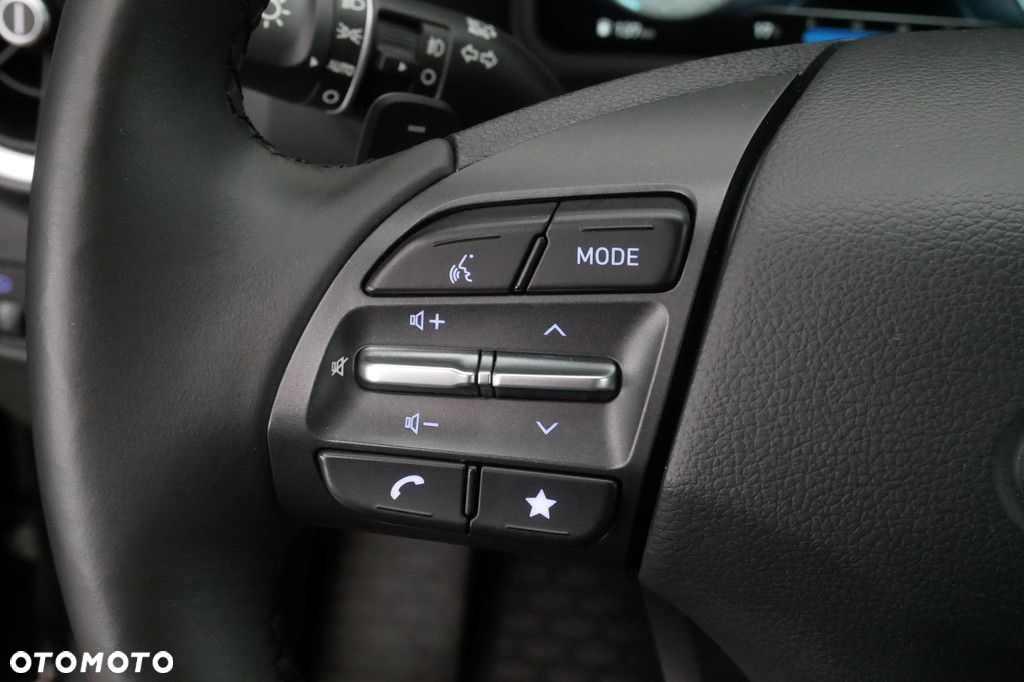 Hyundai Kona - 25