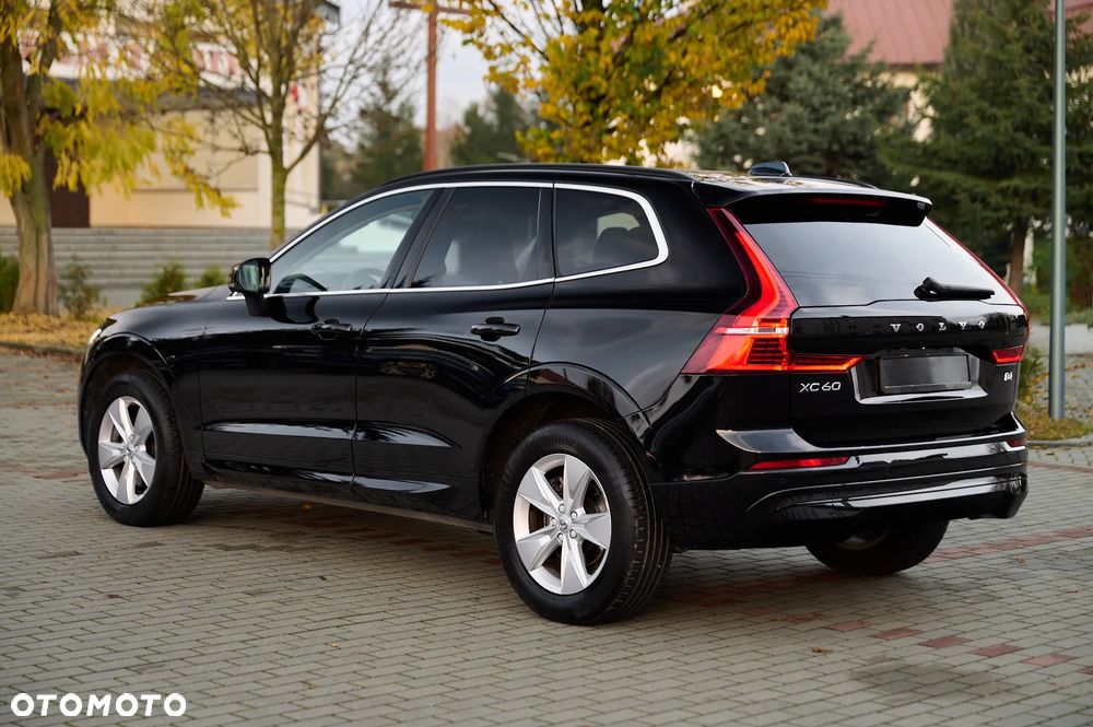 Volvo XC 60 D4 Momentum Pro - 10