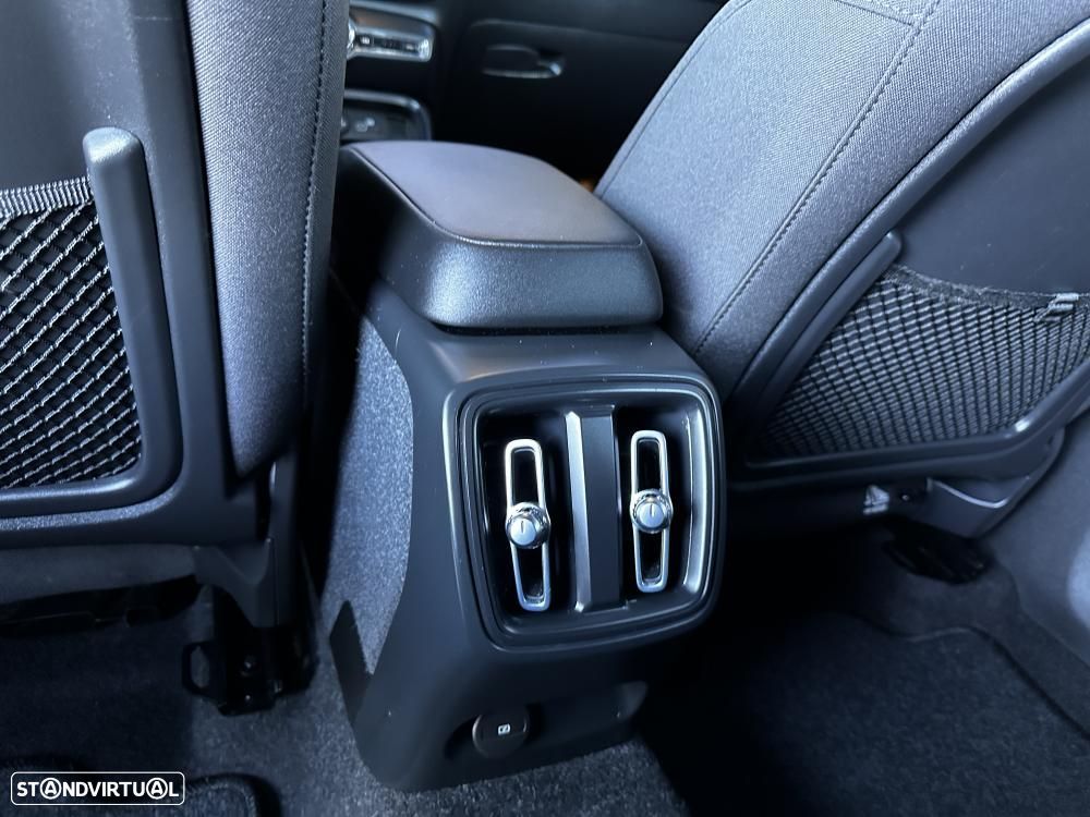 Volvo XC 40 Recharge 69 kWh Single Motor Core - 30