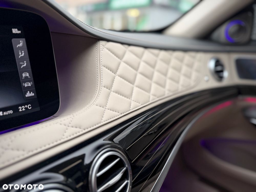 Mercedes-Benz Maybach Klasa S 560 9G-TRONIC - 31