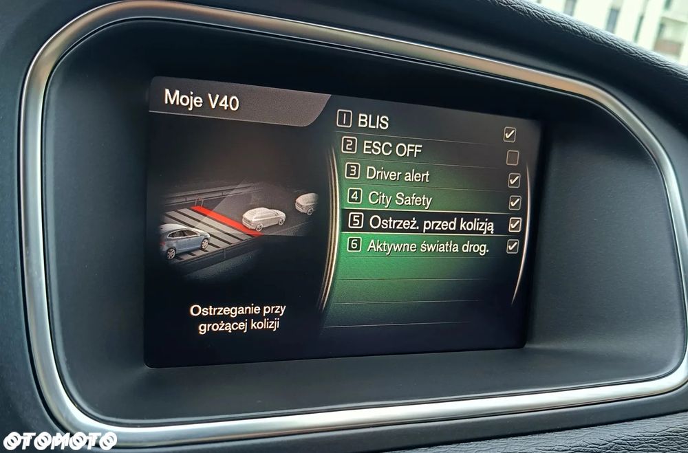 Volvo V40 D2 Geartronic RDesign - 30