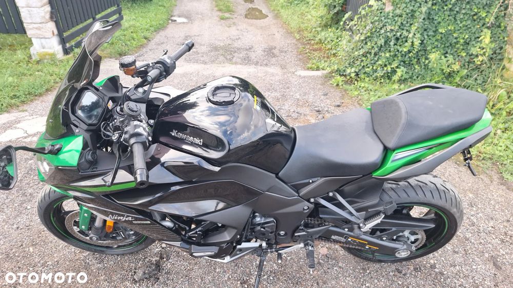 Kawasaki Ninja 1000 SX - 34