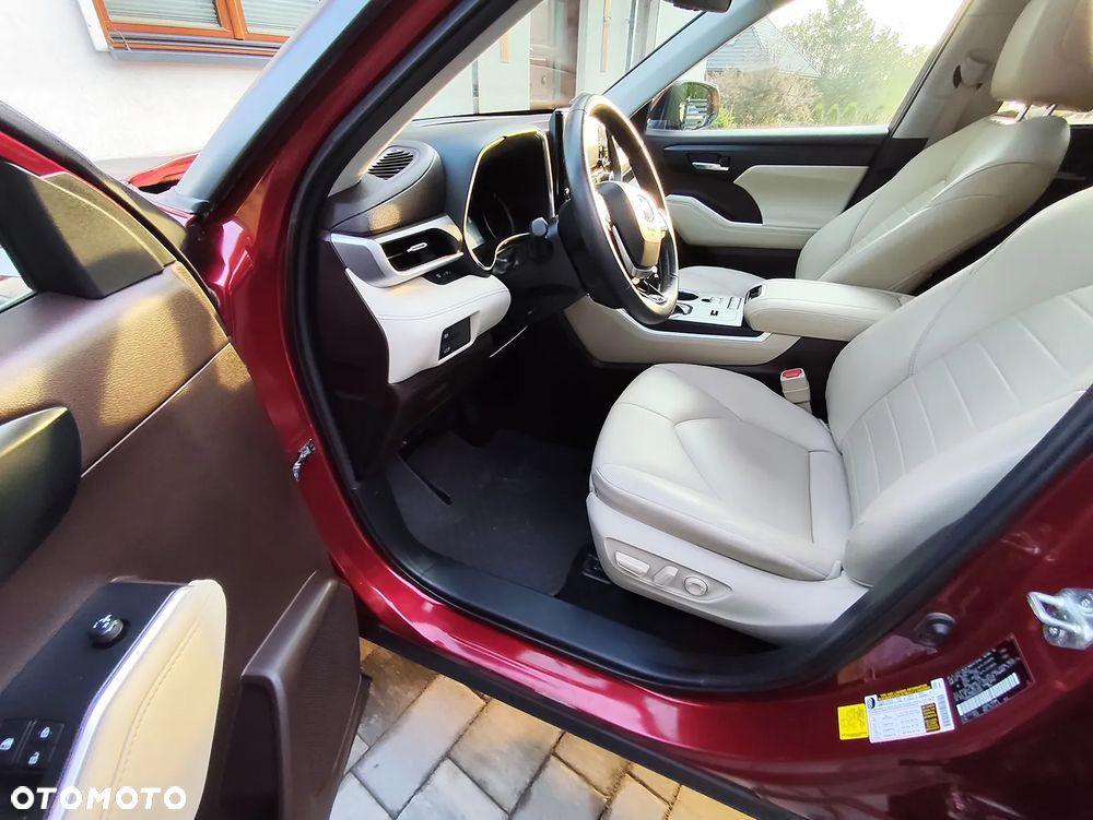 Toyota Highlander - 13