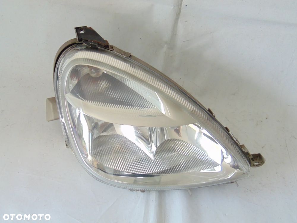 EUROPA oryginalna lampa przednia przód prawa Mercedes W168 A Klasa FL lift 01-04r EUROPA - 1