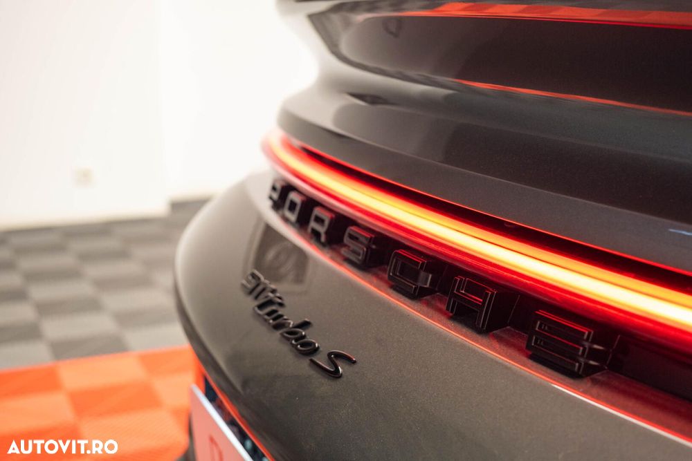 Porsche 911 - 25