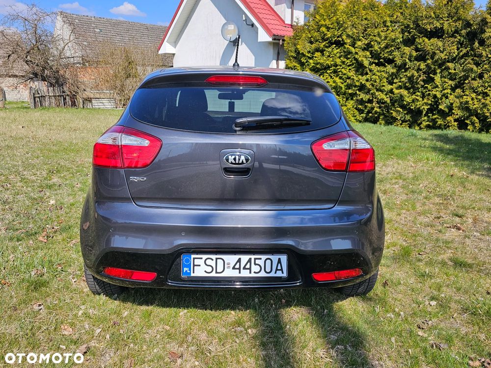 Kia Rio 1.2 Dream Team Edition - 8