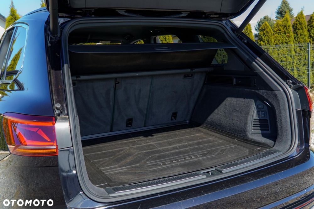 Volkswagen Touareg 3.0 V6 TFSI 4Motion R-Line - 38