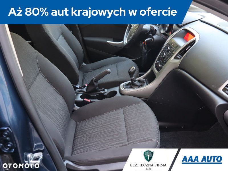 Opel Astra - 10