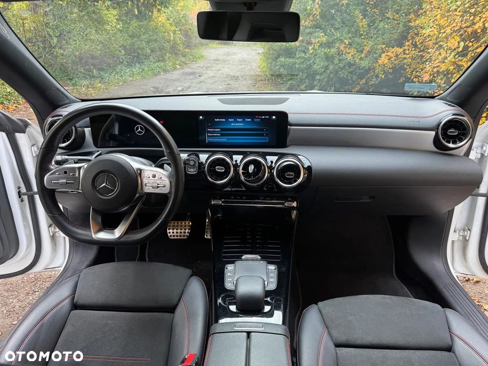 Mercedes-Benz CLA 200 AMG Line 7G-DCT - 8