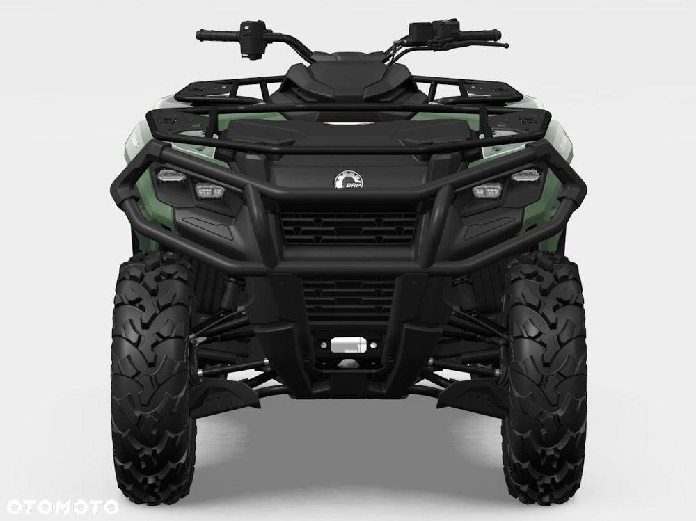 Can-Am Outlander - 2
