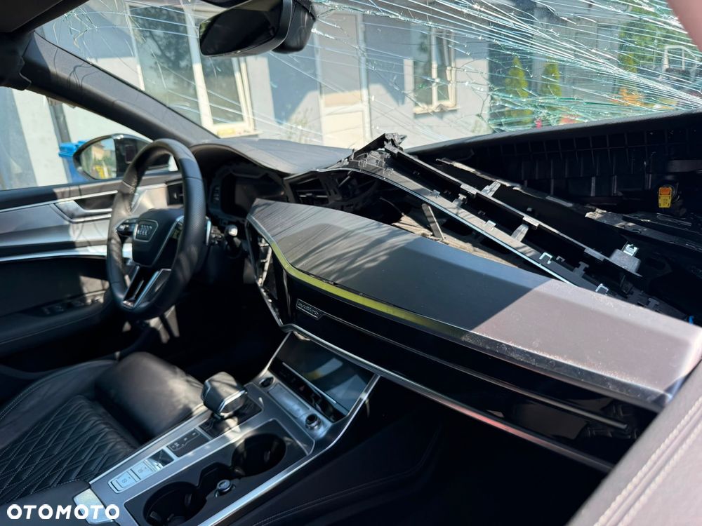 Audi A6 Avant 55 TFSI e quattro S tronic S line - 19