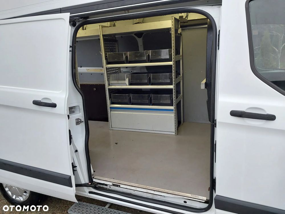 Ford Transit custom - 19