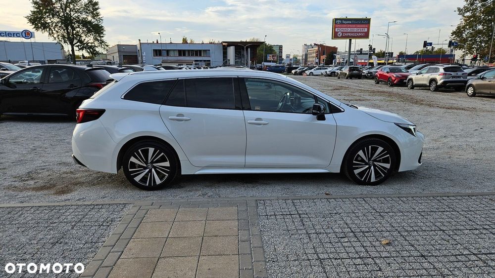 Toyota Corolla 2.0 Hybrid Style - 17
