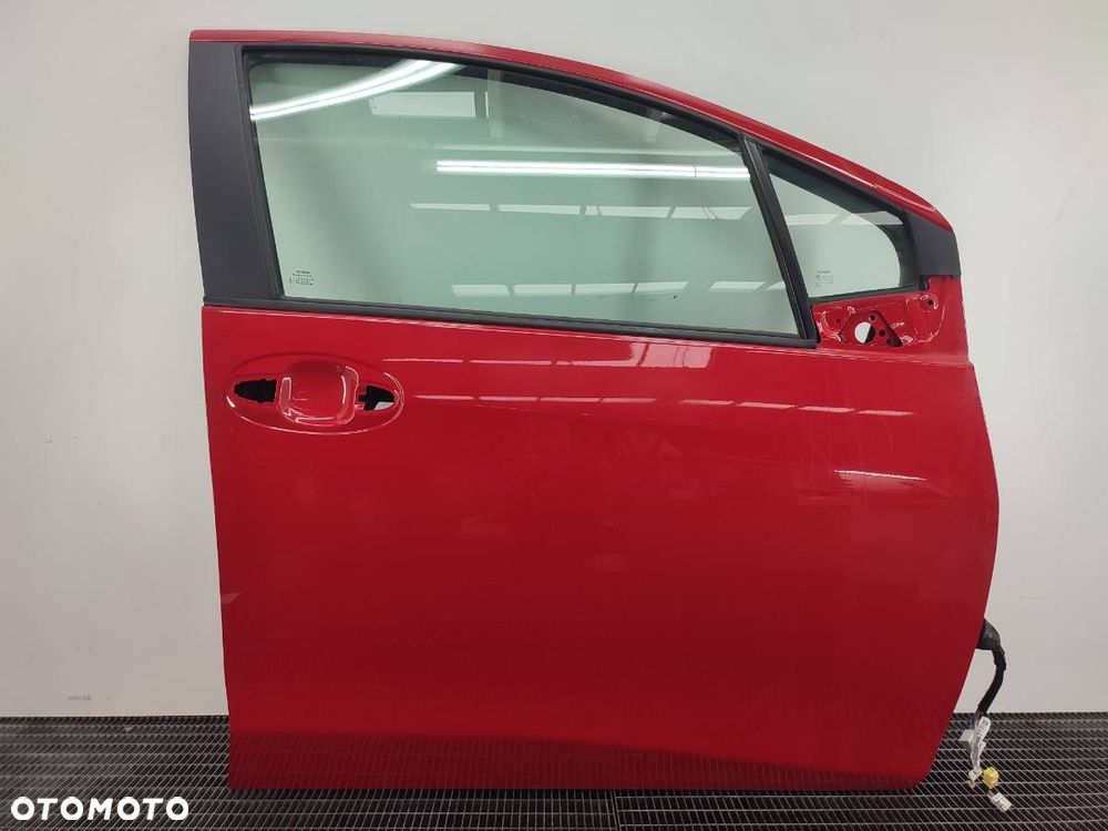 DRZWI PRZÓD PRZEDNIE PRAWE KOMPLRTNR TOYOTS YSRIS III 5D - 1