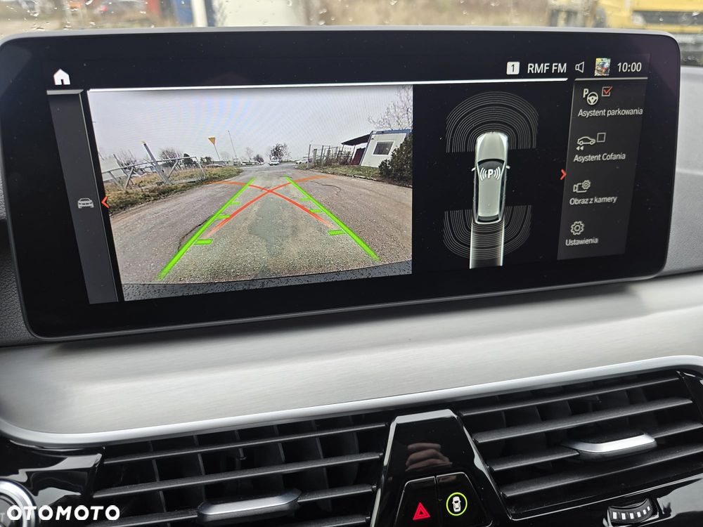 BMW Seria 5 520i Luxury Line sport - 34