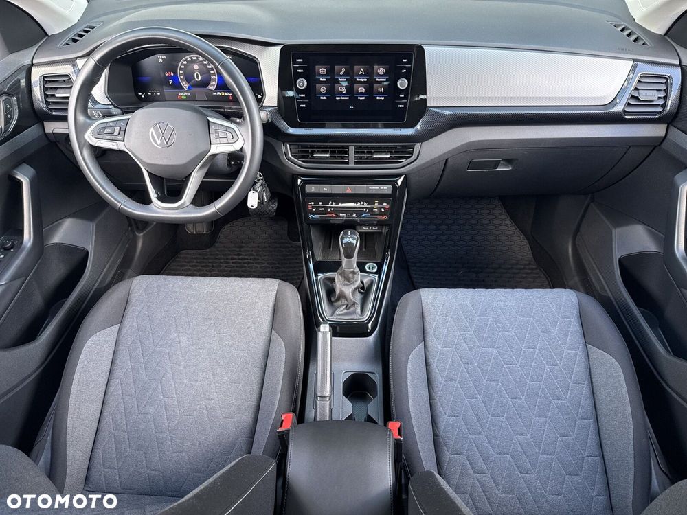 Volkswagen T-Cross - 16