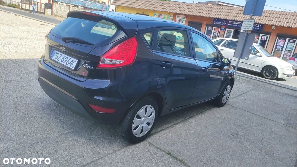 Ford Fiesta 1.25 Ambiente - 9