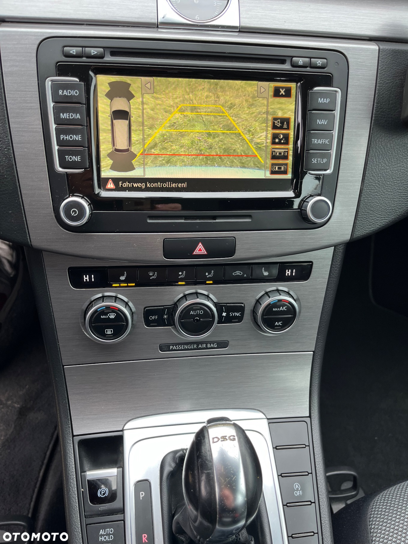 Volkswagen Passat Variant 2.0 TDI DSG BlueMotion Technology Comfortline - 11