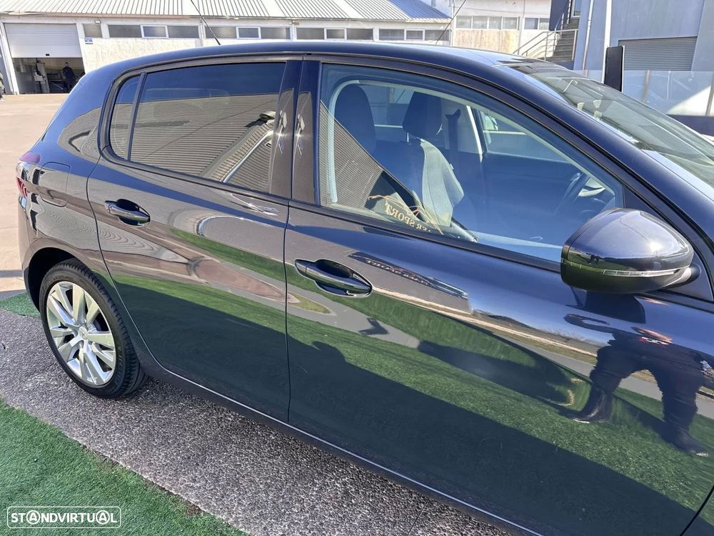 Peugeot 308 1.5 BlueHDi Style - 21