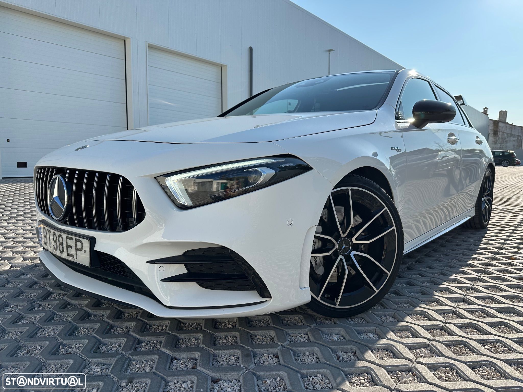 Mercedes-Benz A 35 AMG 4Matic Speedshift DCT 7G - 1