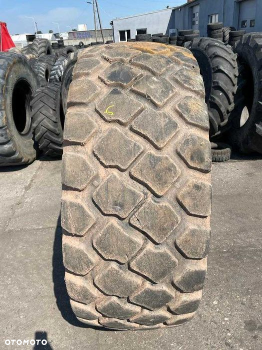 23.5r25 OPONA MTP WB02 RADIAL /  1 szt  / 60-70 % bieżnika - 2